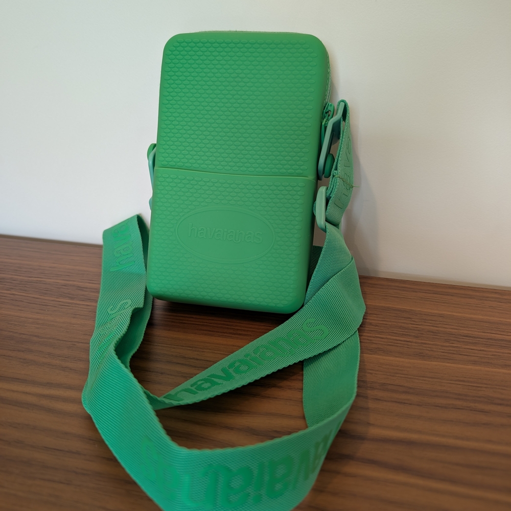 Havaianas | Crossbody Cell Phone Bag